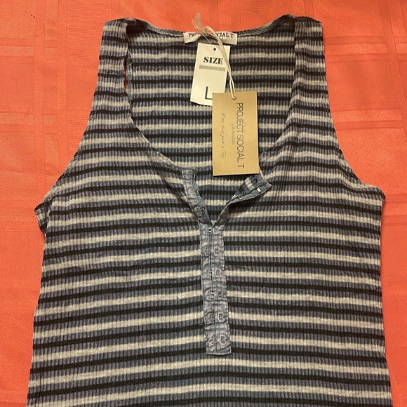 Project Social T-shirt Dress - Picture 2 of 4